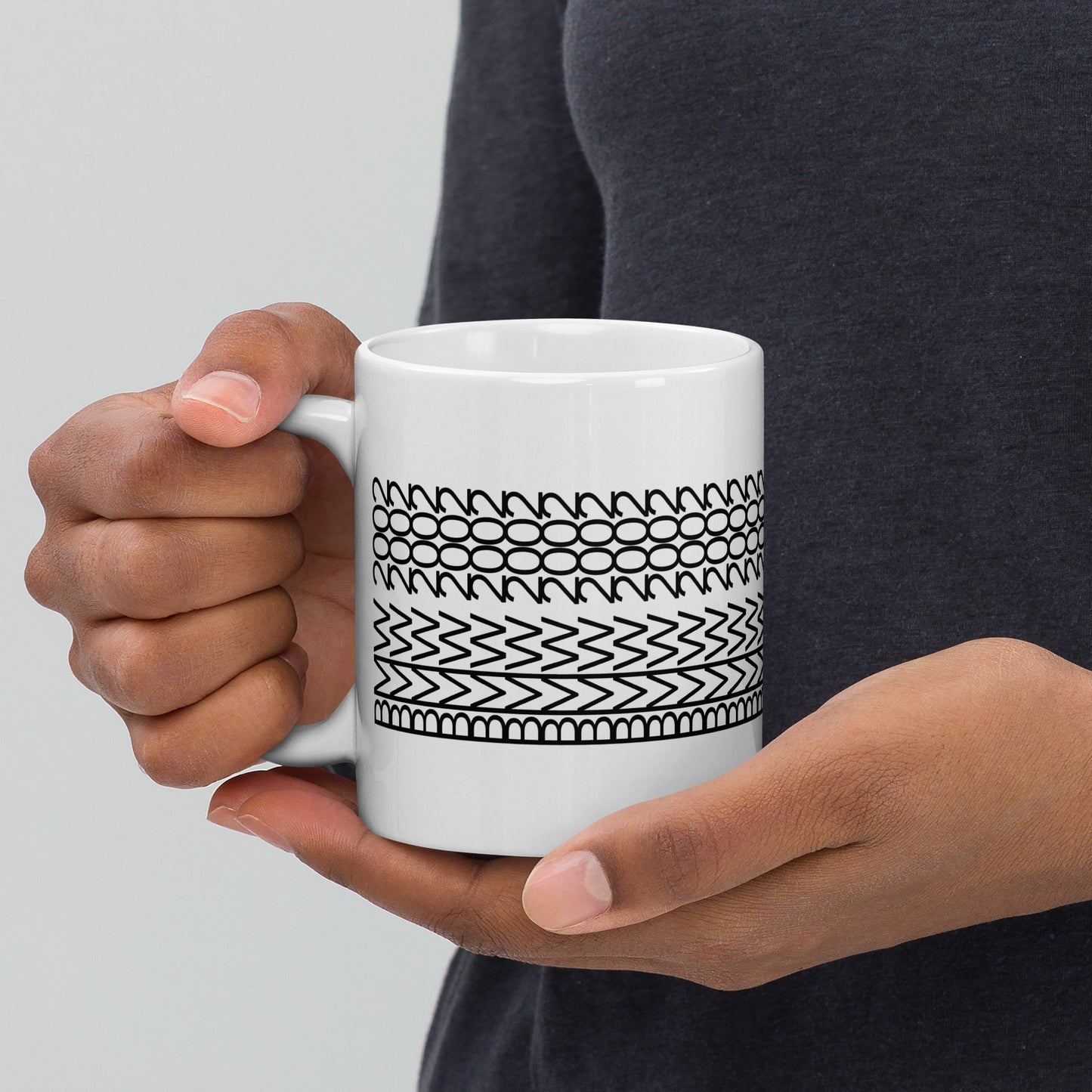 White glossy mug: BMW 2002